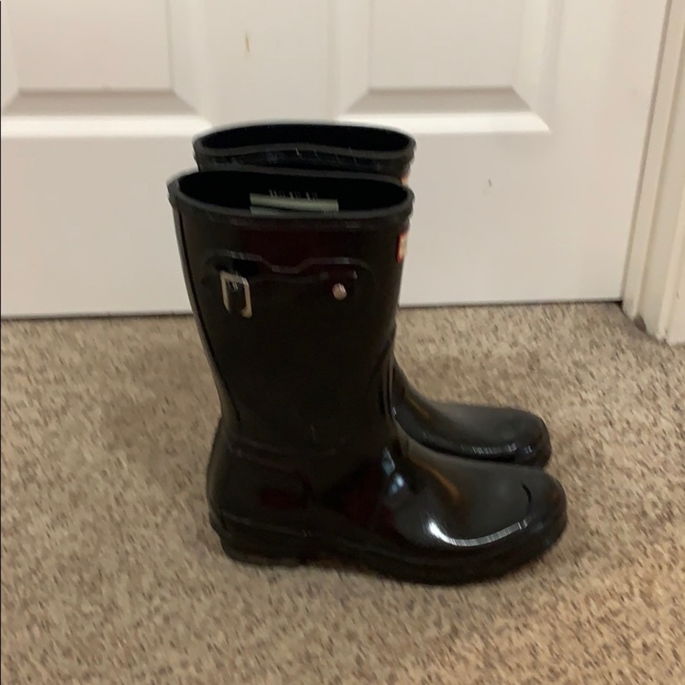 Hunter black short glossy rain rubber boots sz 8 - Picture 3 of 7